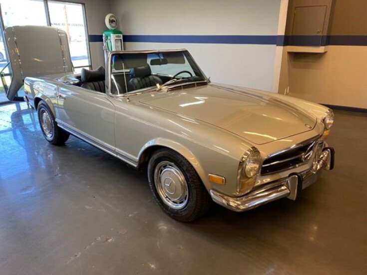Thumbnail Photo undefined for 1969 Mercedes-Benz 280SL